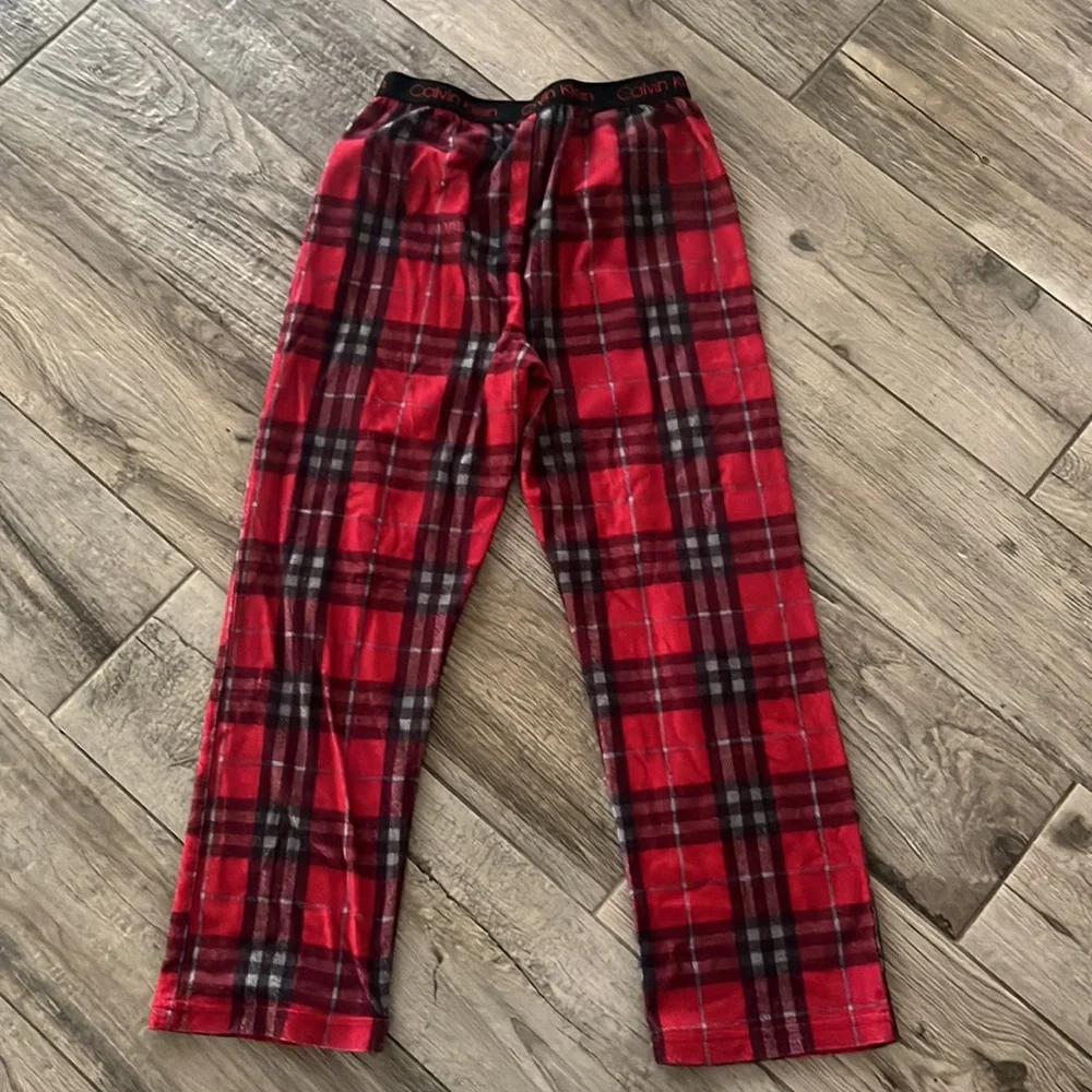 Bundle of 2 Calvin Klein flannel pj bottoms, sz 7/8